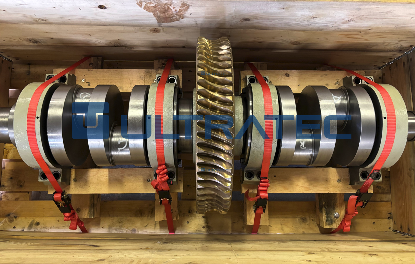 Bobst SPO 1600 crank shaft with worm wheel (SPO 160-A matic) – Ultratec